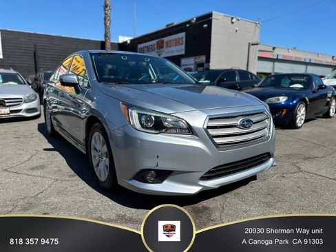 Used 2017 Subaru Legacy 2.5i Premium image 1