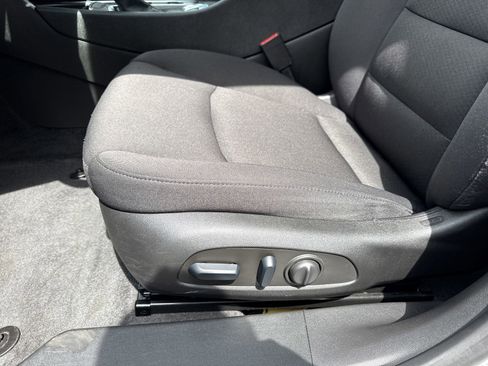 Used 2024 Chevrolet Malibu LT image 12