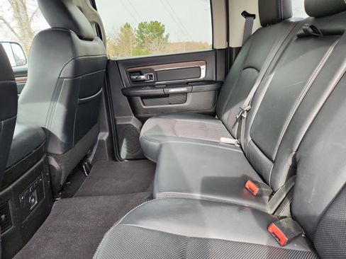 Used 2018 RAM 2500 Laramie image 17