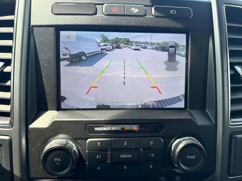 Used 2021 Ford F250 XLT w/ XLT Premium Package AWD/4WD image 20