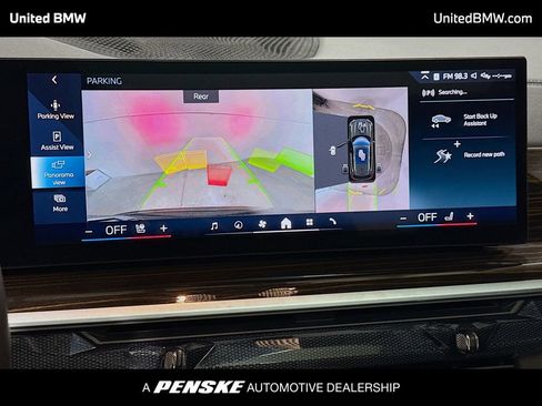 Used 2024 BMW X5 xDrive50e w/ Parking Assistance Package image 9