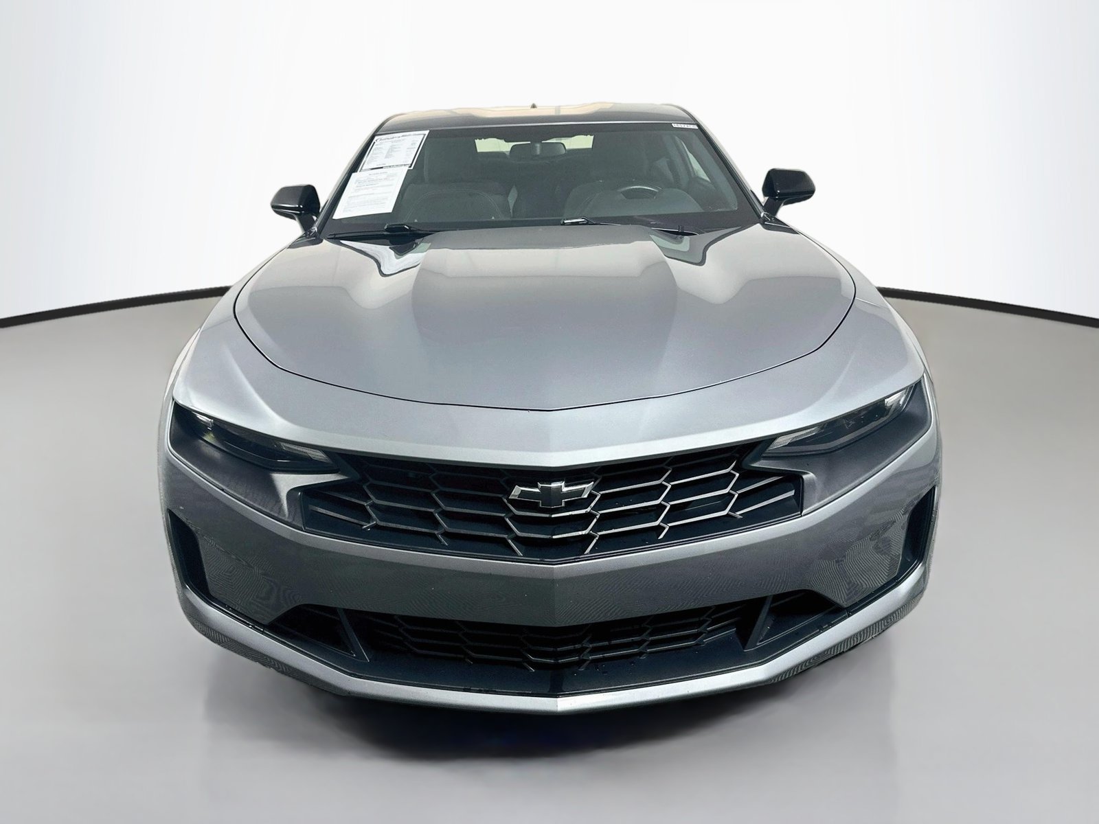 Used 2022 Chevrolet Camaro LT RWD image 2
