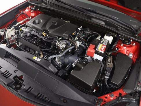 Used 2023 Toyota Camry XSE image 21