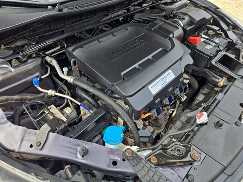 Used 2014 Honda Accord Touring image 11