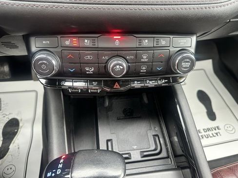 Used 2021 Dodge Durango Citadel image 29