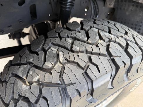 Used 2002 Ford Excursion Limited image 38