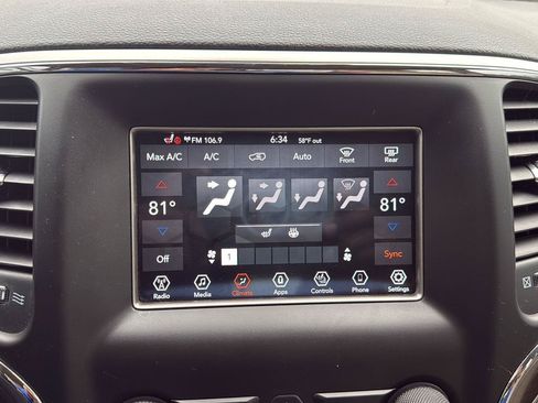 Used 2018 Jeep Grand Cherokee Limited AWD/4WD image 20