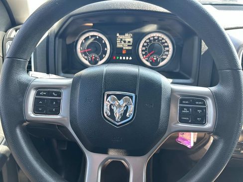 Used 2021 RAM 1500 Classic SLT AWD/4WD image 33