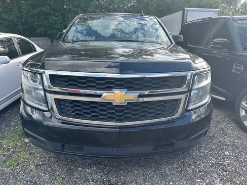 Used 2019 Chevrolet Tahoe 2WD w/ Remote Keyless Entry Package image 2