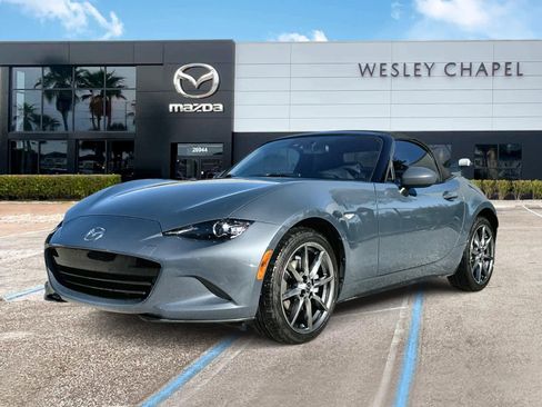 Used 2021 MAZDA MX-5 Miata Grand Touring image 1