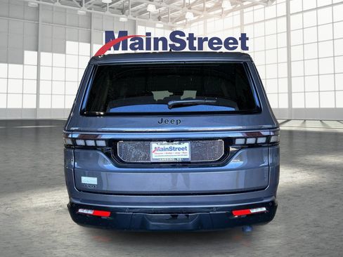 New 2026 Jeep Grand Wagoneer Limited AWD/4WD image 4