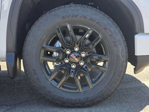 New 2026 GMC Sierra 1500 Elevation w/ Elevation Premium Package AWD/4WD image 9