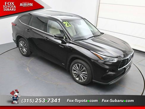 Used 2021 Toyota Highlander Platinum AWD/4WD image 31