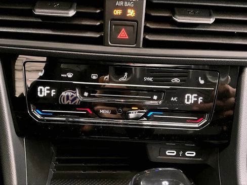 New 2026 Volkswagen Jetta SE image 20