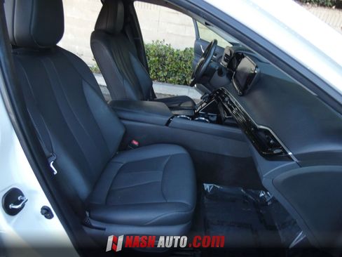 Used 2022 Toyota Mirai w/ Advanced Technology Package RWD image 29