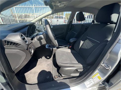 Used 2014 Ford Fiesta SE image 14