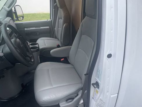 New 2026 Ford E-350 and Econoline 350 Super Duty w/ Power Equipment Group image 15
