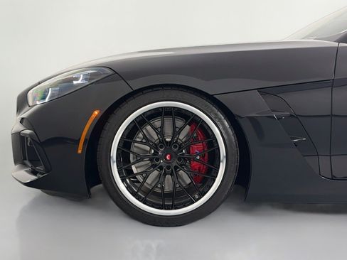 Used 2026 BMW Z4 M40i w/ Shadowloine Package RWD image 10