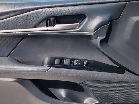 Used 2025 Toyota Camry XSE FWD image 25