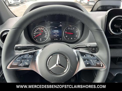 New 2025 Mercedes-Benz Sprinter 2500 image 27
