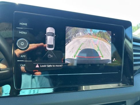 Used 2025 Volkswagen Jetta Sport image 35