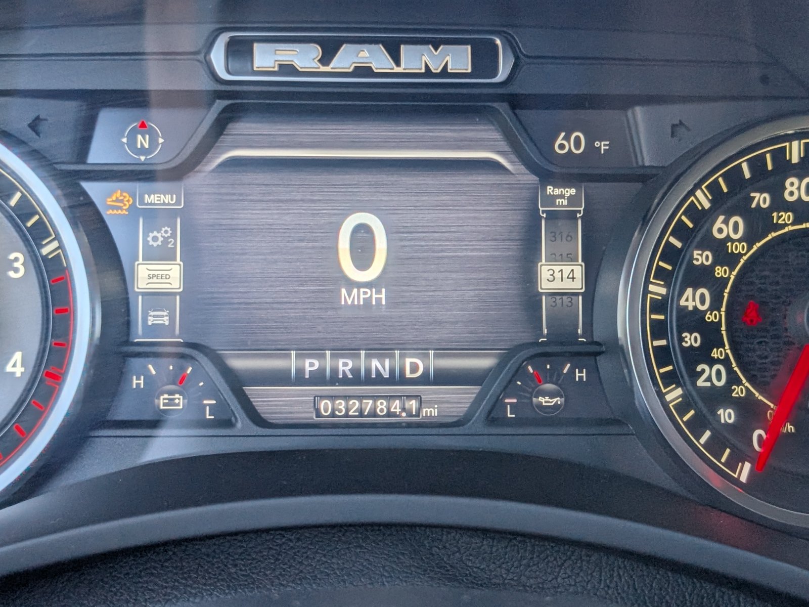 Used 2023 RAM 3500 Laramie AWD/4WD image 10
