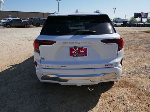 New 2026 GMC Terrain Denali image 5