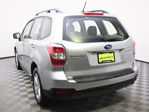 Used 2015 Subaru Forester 2.5i w/ Alloy Wheel Package AWD/4WD image 4