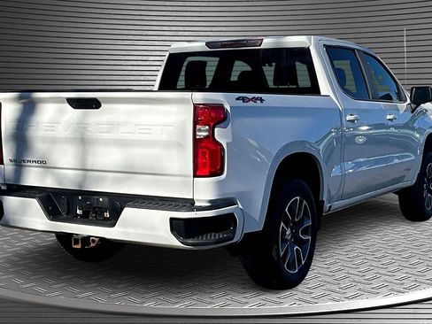 Used 2020 Chevrolet Silverado 1500 RST w/ RST Value Package image 6