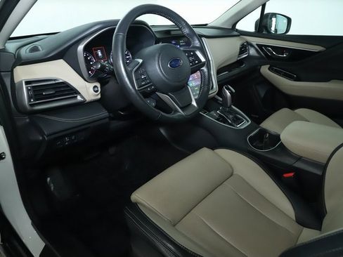 Used 2020 Subaru Outback Limited image 17