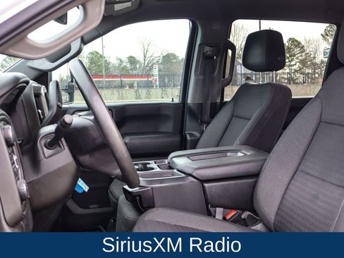 Used 2023 Chevrolet Silverado 2500 Custom w/ Custom Value Package image 10