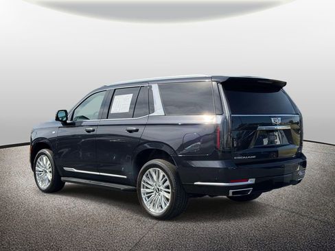 Certified 2025 Cadillac Escalade Premium Luxury AWD/4WD image 6