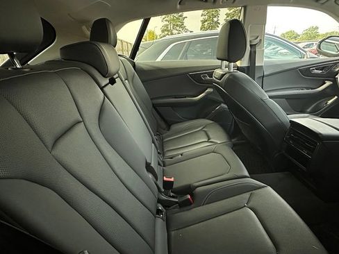 Used 2023 Audi Q8 Premium Plus w/ Premium Plus Package AWD/4WD image 7