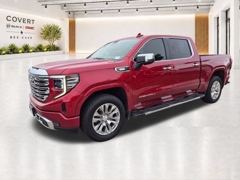 Used 2024 GMC Sierra 1500 Denali AWD/4WD image 4