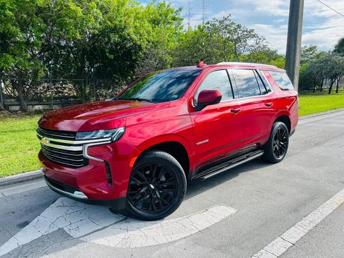 Used 2021 Chevrolet Tahoe LT RWD image 1