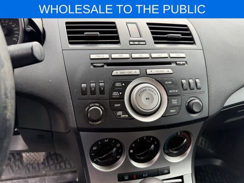 Used 2010 MAZDA MAZDA3 i Sport image 17