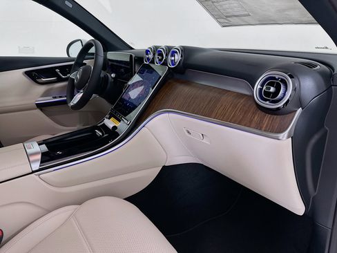 New 2026 Mercedes-Benz GLC 300 4MATIC image 32