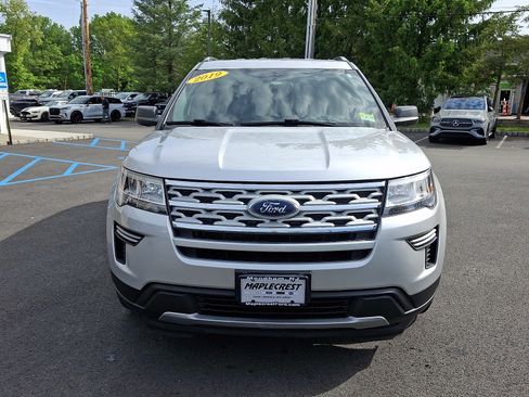 Used 2019 Ford Explorer XLT AWD/4WD image 2