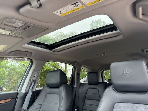 Used 2020 Honda CR-V Touring image 30