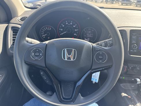 Certified 2022 Honda HR-V LX image 20
