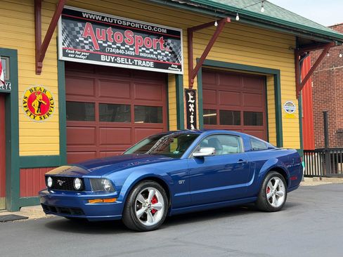 Used 2006 Ford Mustang GT Premium RWD image 8