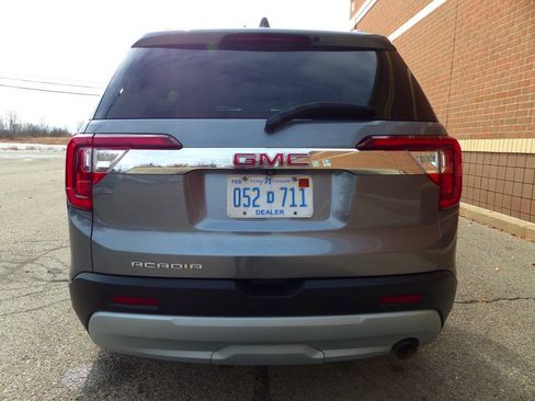 Used 2021 GMC Acadia SLE w/ Driver Convenience Package FWD image 8