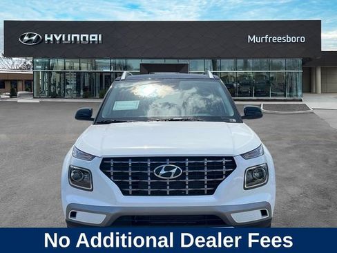 New 2026 Hyundai Venue SEL FWD image 2