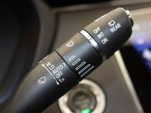 Used 2023 Cadillac XT4 Premium Luxury w/ Enhanced Visibility Package image 29