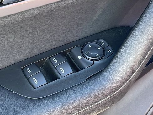 Certified 2023 Chevrolet Blazer LT w/ Convenience Package image 12