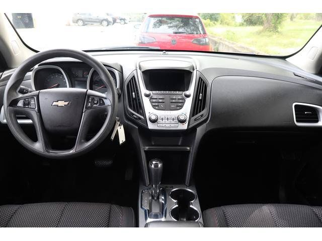 Used 2017 Chevrolet Equinox LS FWD image 7