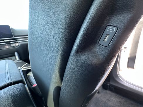 New 2026 Kia Sportage SX AWD/4WD image 17