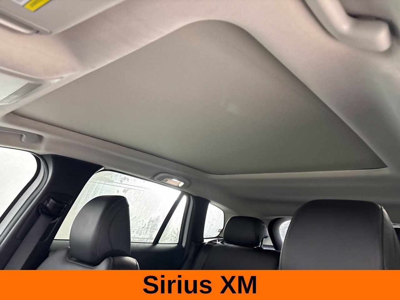 Used 2025 MAZDA CX-50 AWD 2.5 S w/ Premium Plus Pkg image 12