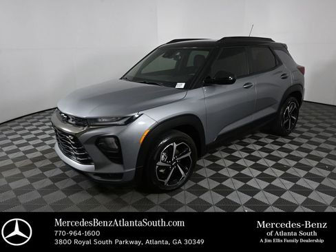 Used 2023 Chevrolet TrailBlazer RS w/ Convenience Package FWD image 1