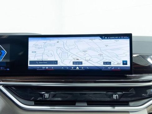 New 2026 BMW X5 xDrive50e image 19